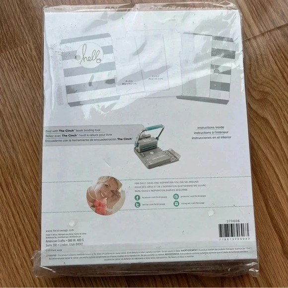 Heidi Swapp Cinch Album Kit New 10 Pc Craft Scrapbooking Grey White Stripe Hello - Picture 5 of 8
